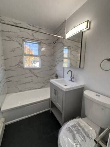 Main picture of Buck, Henry, Hunt Apartments