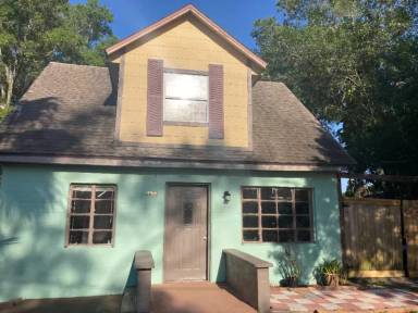 Main picture of 5609 61st St N