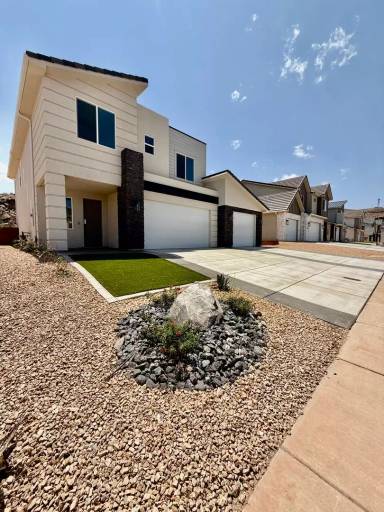 Main picture of 4252 E El Capitan Way