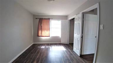 Main picture of 530 Globe St