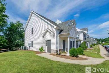 Main picture of 427 College Manor Ave