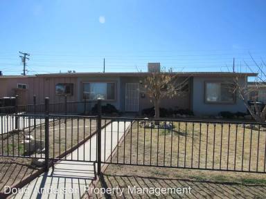 Main picture of 1126 W Avenue J15