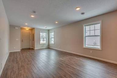 Main picture of 12624 Pond View Rd