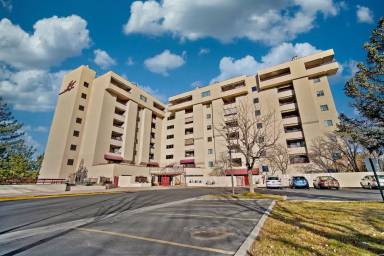 Main picture of 1111 Horizon Dr