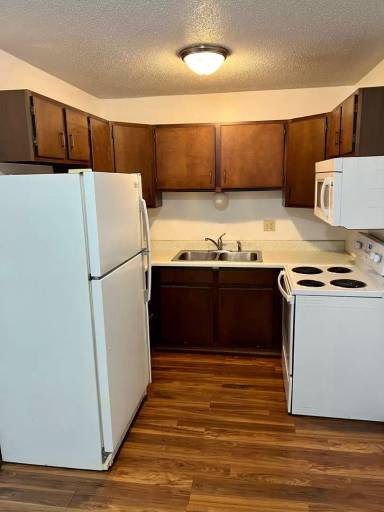 Main picture of 201 Center Ave