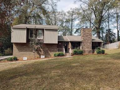 Main picture of 401 Wildwood Dr