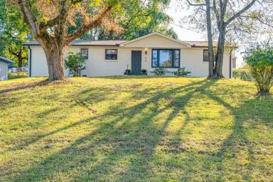 Main picture of 1830 Willow Springs Dr