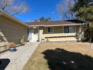 Main picture of 2425 Van Buren Dr