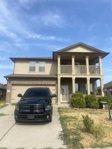 Main picture of 6403 Clear Brook Dr
