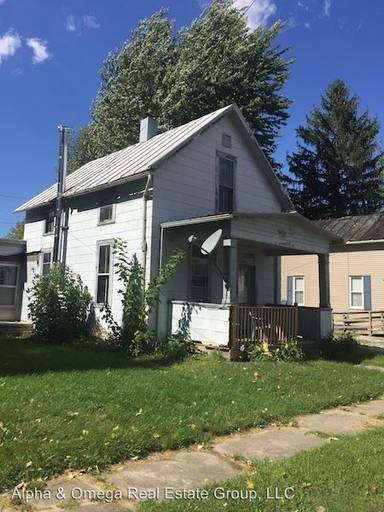 Main picture of 1021 Elm St