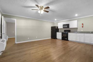 Main picture of Sunshine Apartments