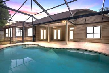 Main picture of 6808 SW 90th St