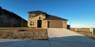 Main picture of 940 Trestle Ln