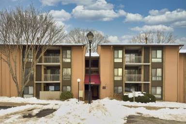 Main picture of 6027 Majors Lane