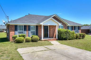 Main picture of 4604 Manteo Ct