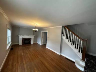 Main picture of 924 Franklin St