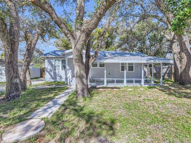 Main picture of 804 E Orchid Ave
