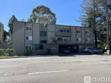 Main picture of 1035 El Camino Real