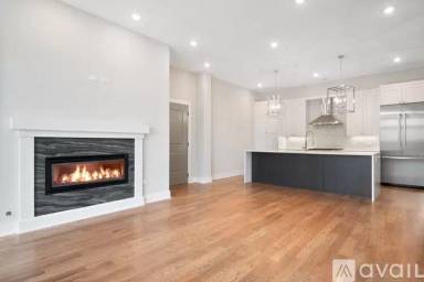 Main picture of 1526 N Halsted St