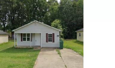 Main picture of 2417 E Ozark Ave