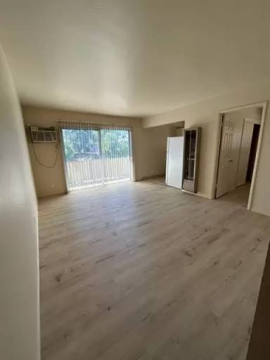 Main picture of 1601 Frisbie Ct