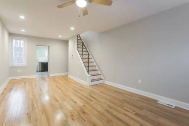 Main picture of 3009 Tulip St