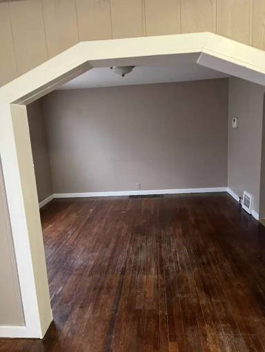 Main picture of 427 W Vinyard St