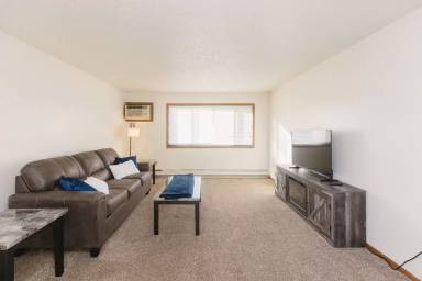 Main picture of 1515 14th Ave E