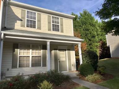 Main picture of Orchards At Jones Bridge