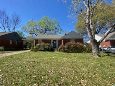 Main picture of 1037 N Perkins Rd