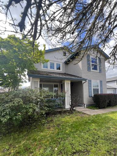 Main picture of 5562 Cardiff St