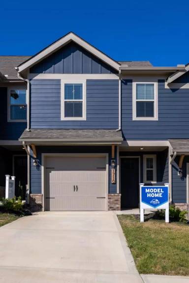 Main picture of 9134 Rolling Stone Way