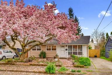 Main picture of 12620 SW 12th St