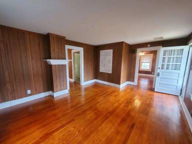 Main picture of 1300 Highland Ave