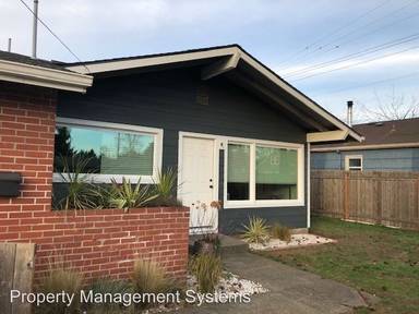 Main picture of 5533 SE Holgate Blvd