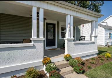 Main picture of 405 Francis Ct
