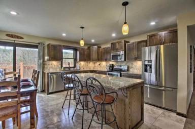 Main picture of 48445 Roaring Rapids Way