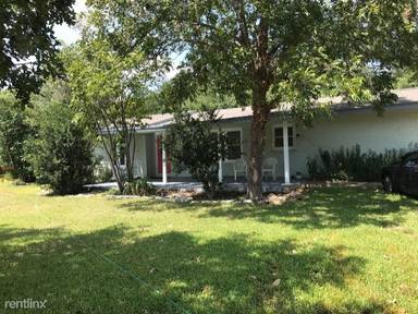 Main picture of 5 Reese Dr