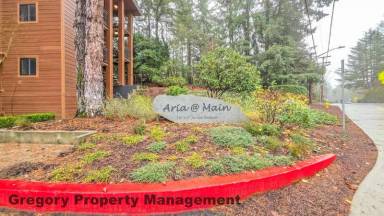 Main picture of 130 105th Ave SE