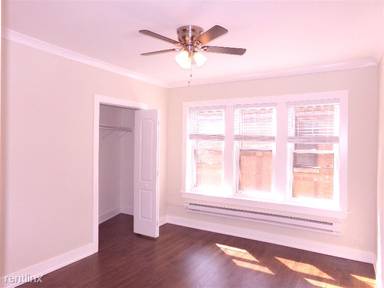 Main picture of 4216-4226 N Clark St