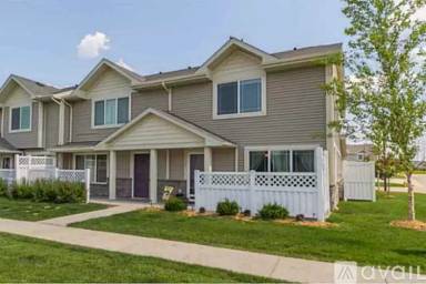 Main picture of Silver Oak Condos