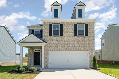 Main picture of 7281 Golden Way