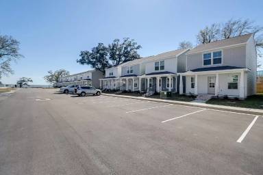 Main picture of 129 Coral Breeze Dr