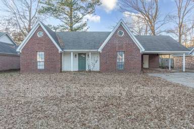 Main picture of 6107 Cherokee Dr