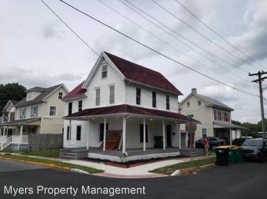 Main picture of 402 E King St