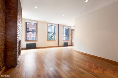 Main picture of 155 Prince St