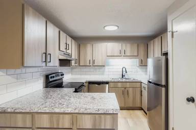 Main picture of 1000 Cimmeron Dr