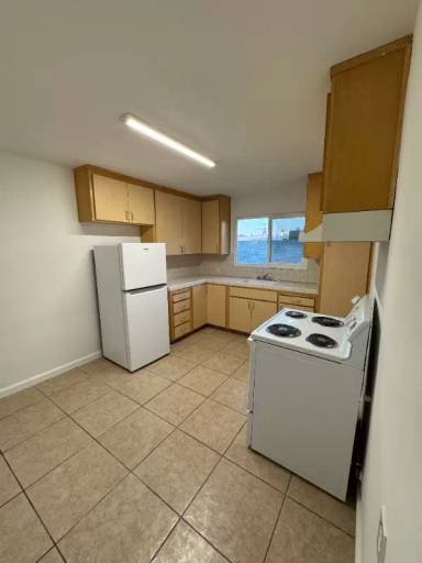 Main picture of 203 E Taylor St