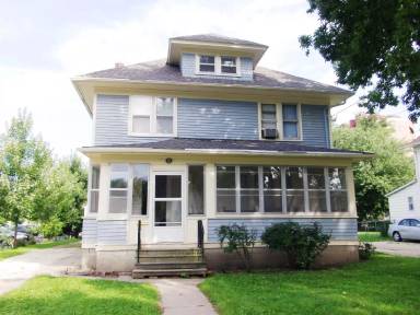 Main picture of 318 5th Ave NW