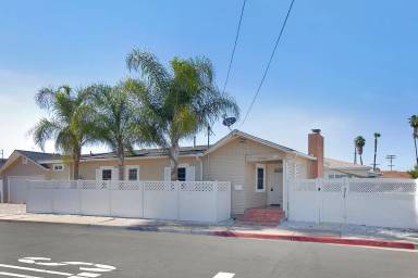Main picture of 4766 63rd St